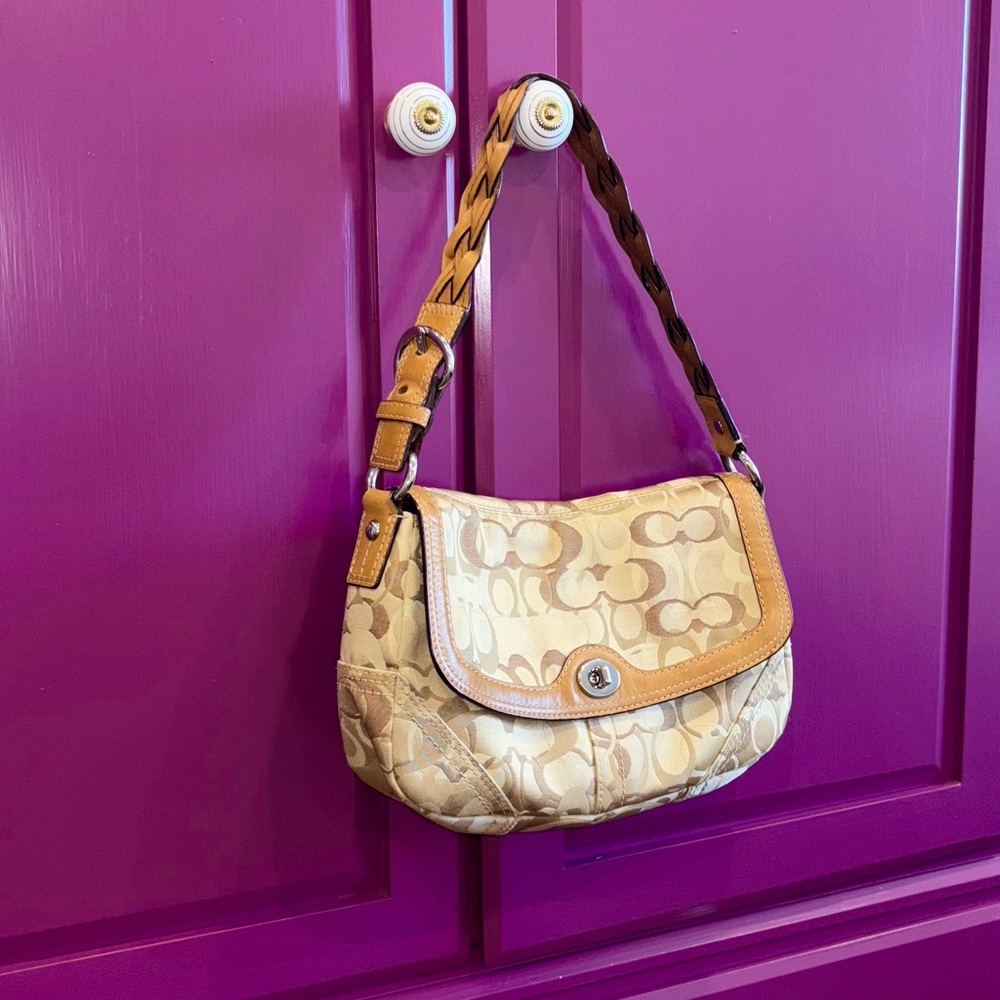 Coach bag - Picture 14 of 16